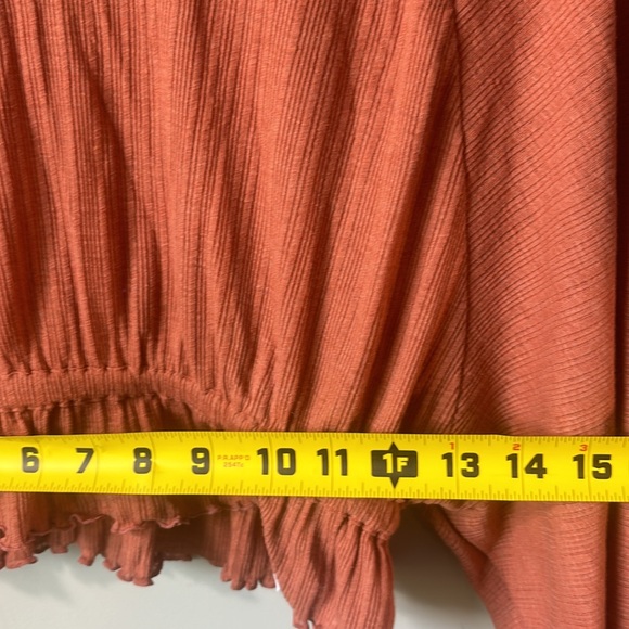 FREE PEOPLE BEACH Long Sleeve Cropped in Rust Orange Peasant Style Size XS - Picture 8 of 9